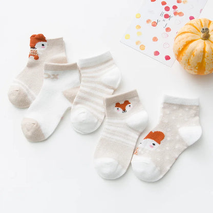 Five pairs per lot, 0-2 years infant baby socks, suitable for girls, made from cotton mesh, adorable for newborn boys and toddlers.