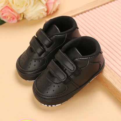 boy and girl Spring Shoe Newborn Walking Shoe White Soft-soled Sneaker 0-18 months (Non-Slipper)