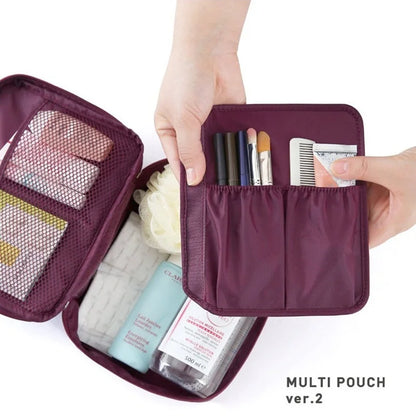 High Capacity Outdoor Girl Makeup Bag Women Cosmetic Bag Toiletries Organizer Waterproof Female Storage