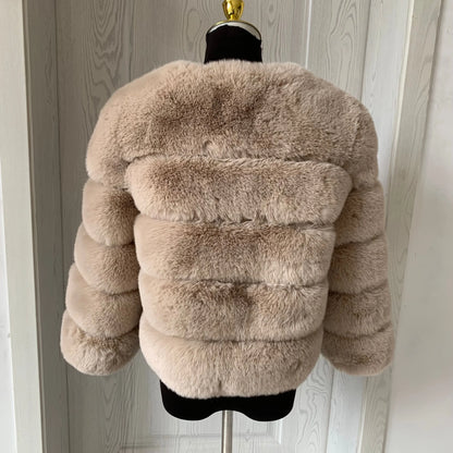 Winter Glam: High Quality Fur Jacket