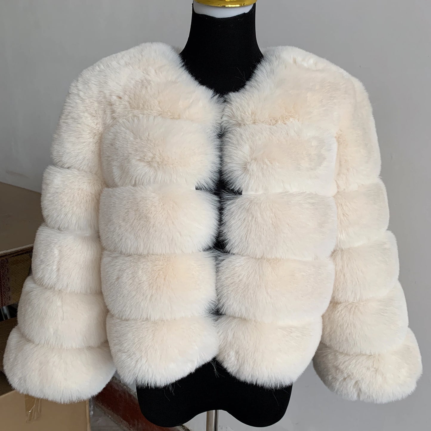 Winter Glam: High Quality Fur Jacket