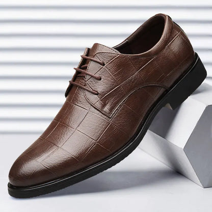 Classic Men's Leather Shoe Autumn Men Business and  Wedding Dress Shoes