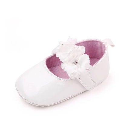 lovely dress shoes 0-15 months  Flower Decore Leather Flats Shoes. fashion and comfortable (Non-Slipper)