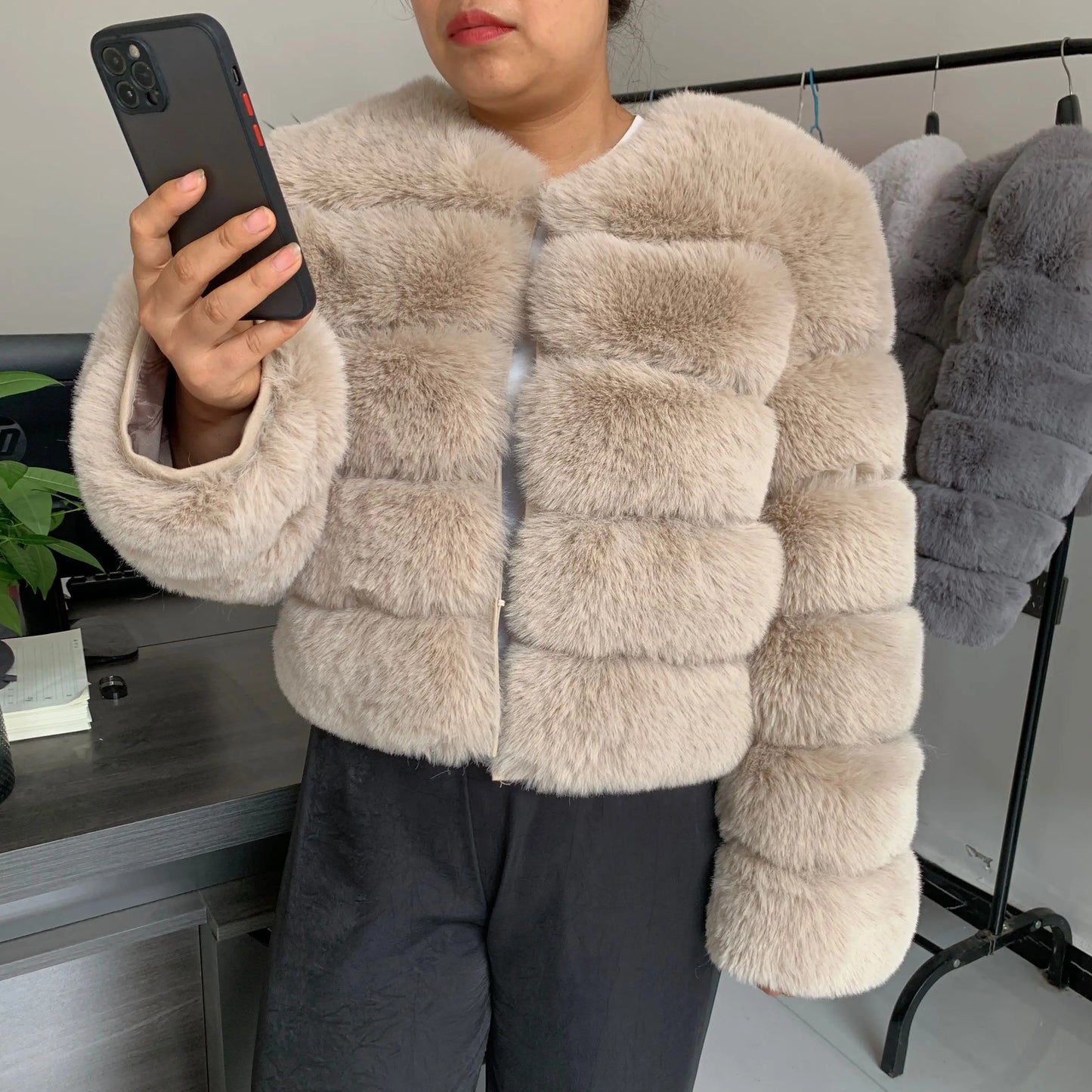 Winter Glam: High Quality Fur Jacket