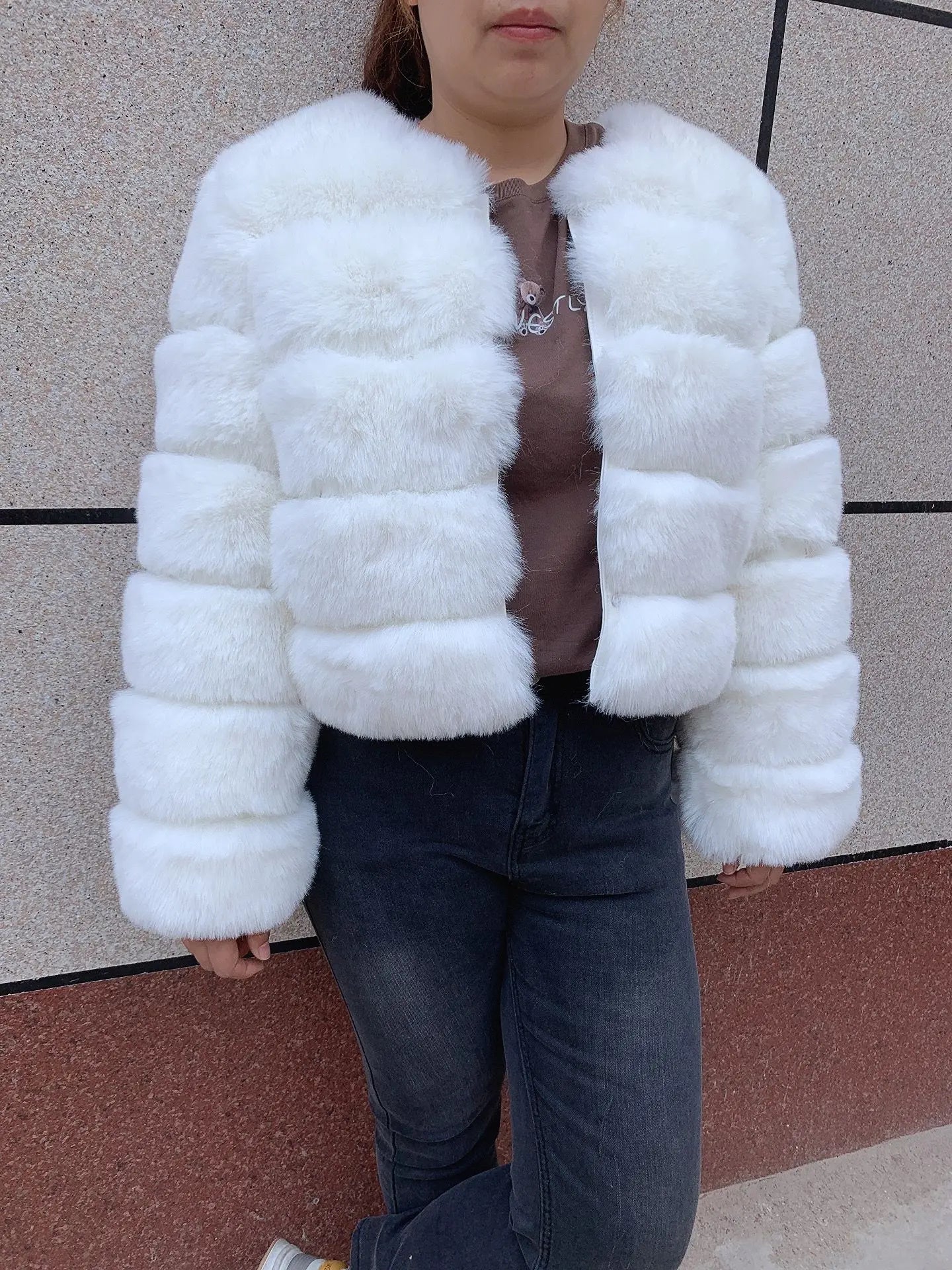 Winter Glam: High Quality Fur Jacket