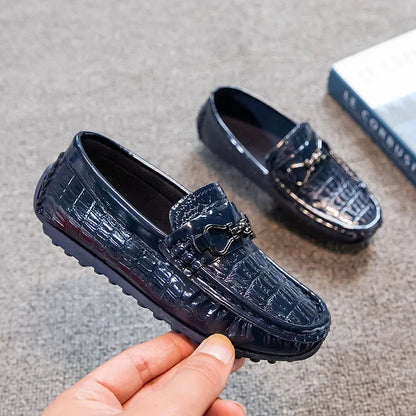 Boys Leather Shoes Round-toe Flat Soft Kids Fashion Casual Loafers Glossy Metal Buckle Children