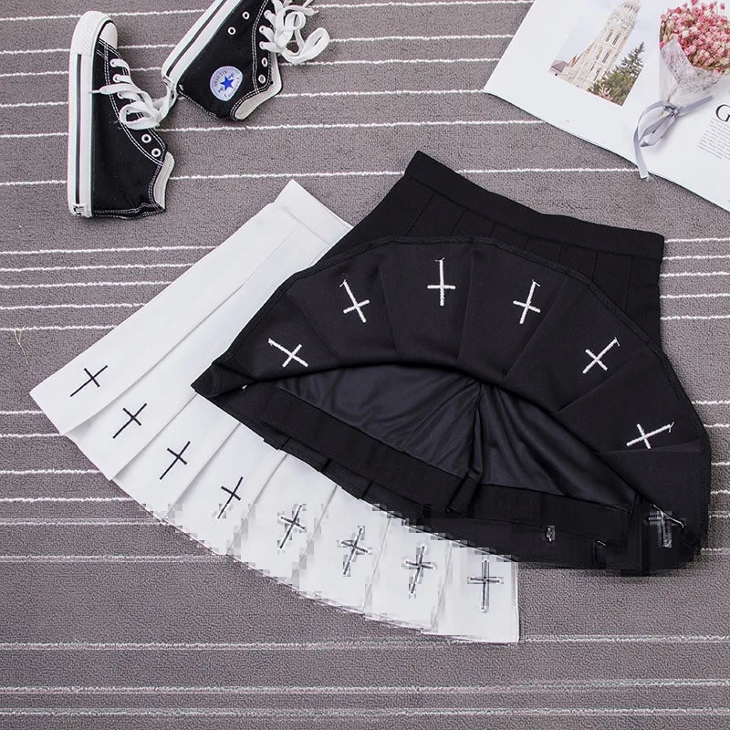 Urban Sweet: Elastic Waist Cross Skirt