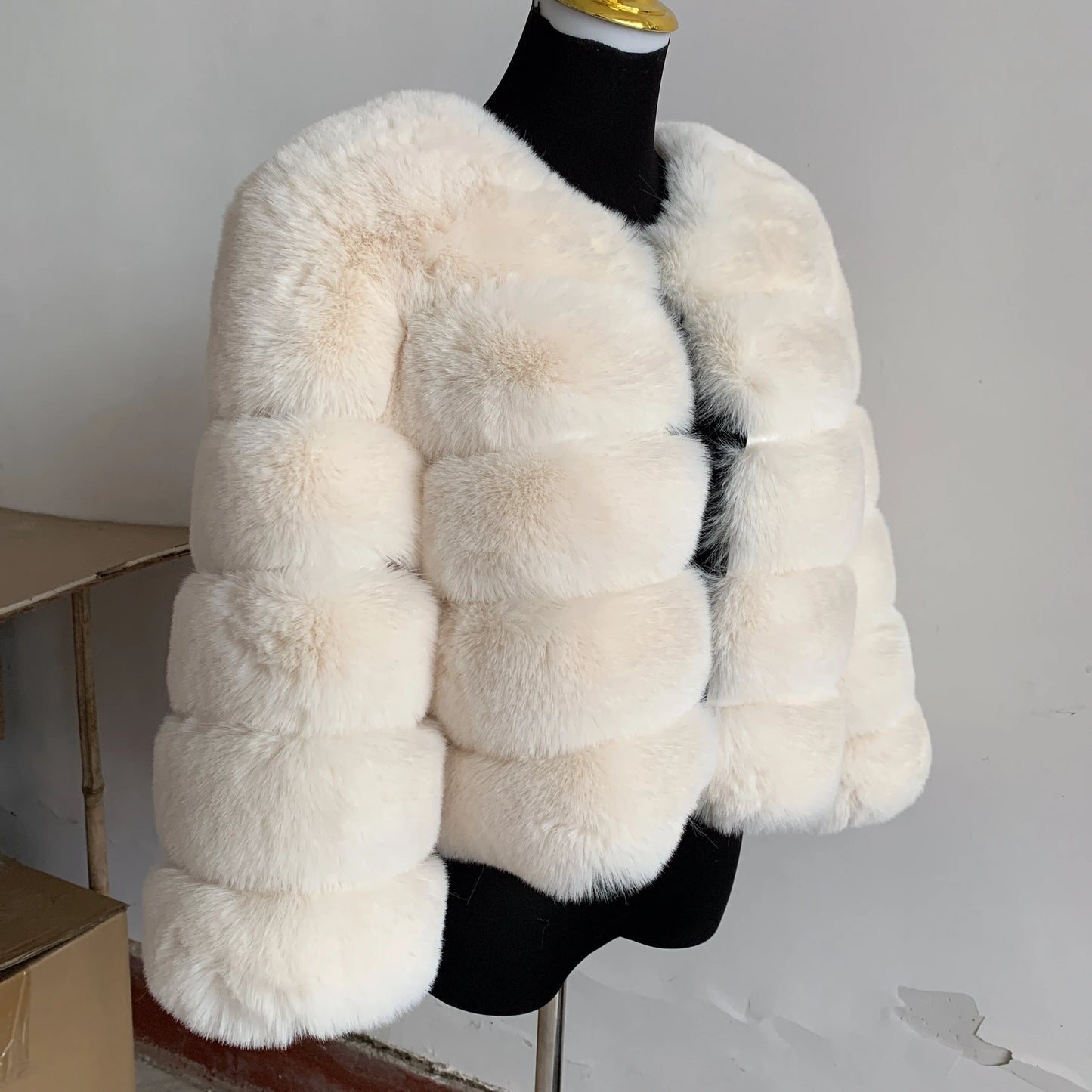 Winter Glam: High Quality Fur Jacket