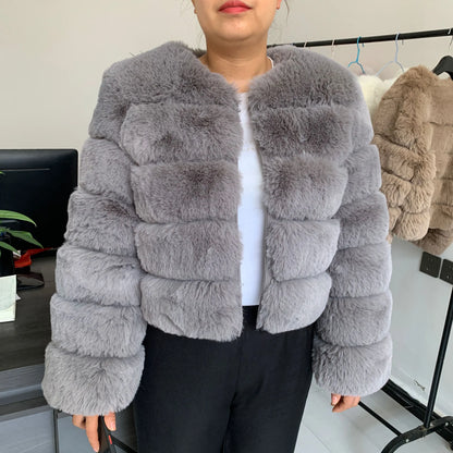 Winter Glam: High Quality Fur Jacket