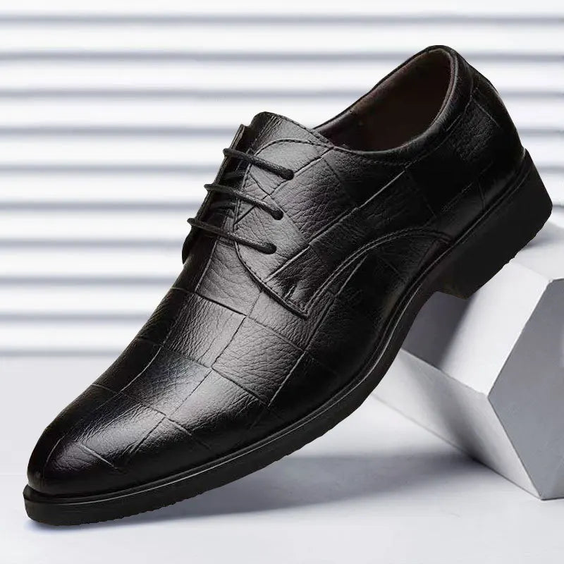 Classic Men's Leather Shoe Autumn Men Business and  Wedding Dress Shoes