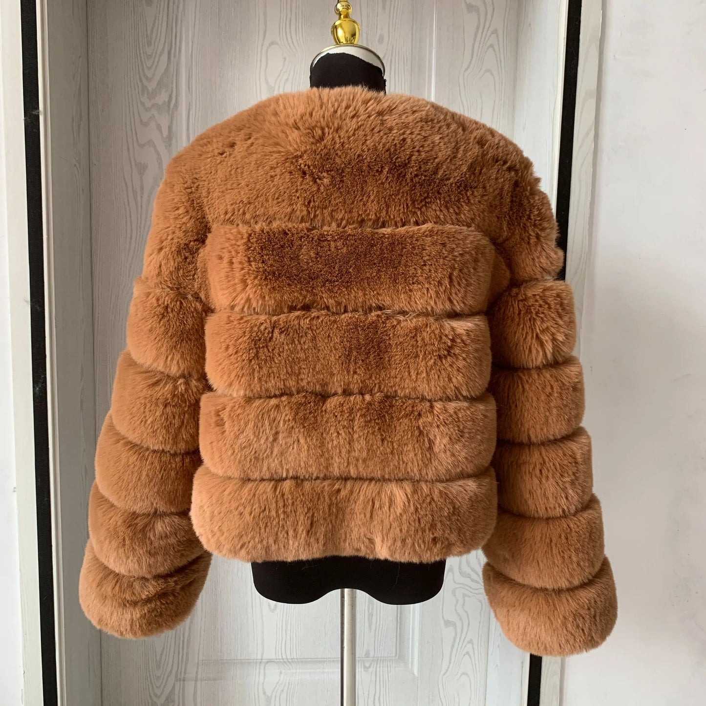 Winter Glam: High Quality Fur Jacket