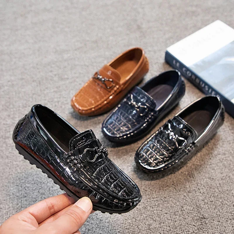 Boys Leather Shoes Round-toe Flat Soft Kids Fashion Casual Loafers Glossy Metal Buckle Children