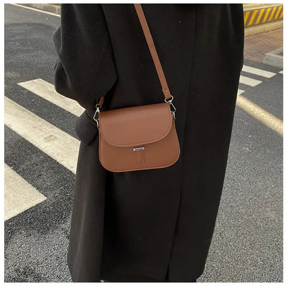 Fashion Saddle 2025: Women's Crossbody Leather