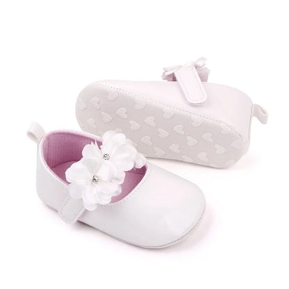 lovely dress shoes 0-15 months  Flower Decore Leather Flats Shoes. fashion and comfortable (Non-Slipper)