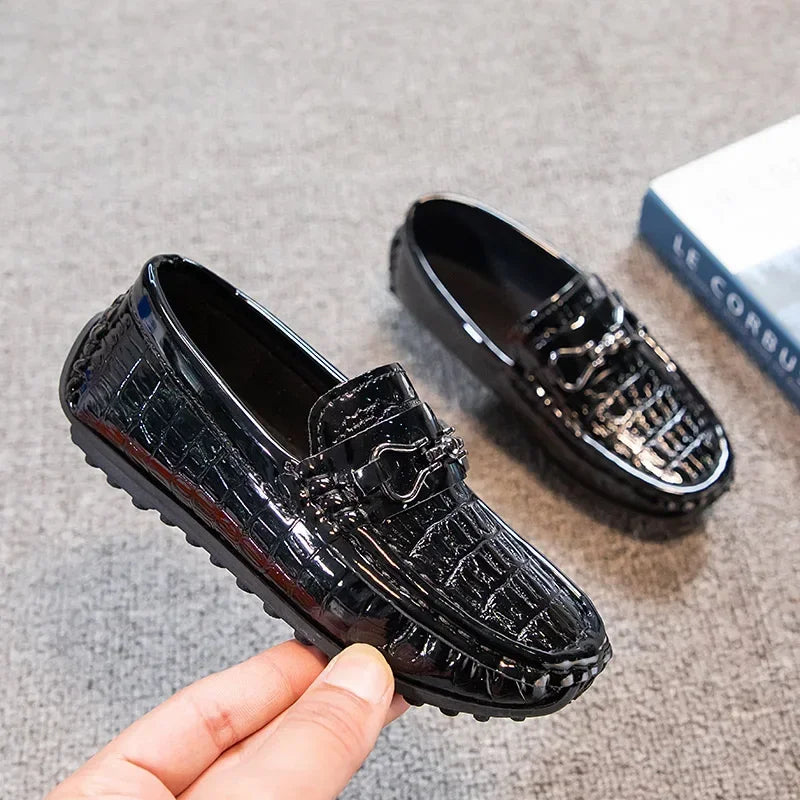 Boys Leather Shoes Round-toe Flat Soft Kids Fashion Casual Loafers Glossy Metal Buckle Children