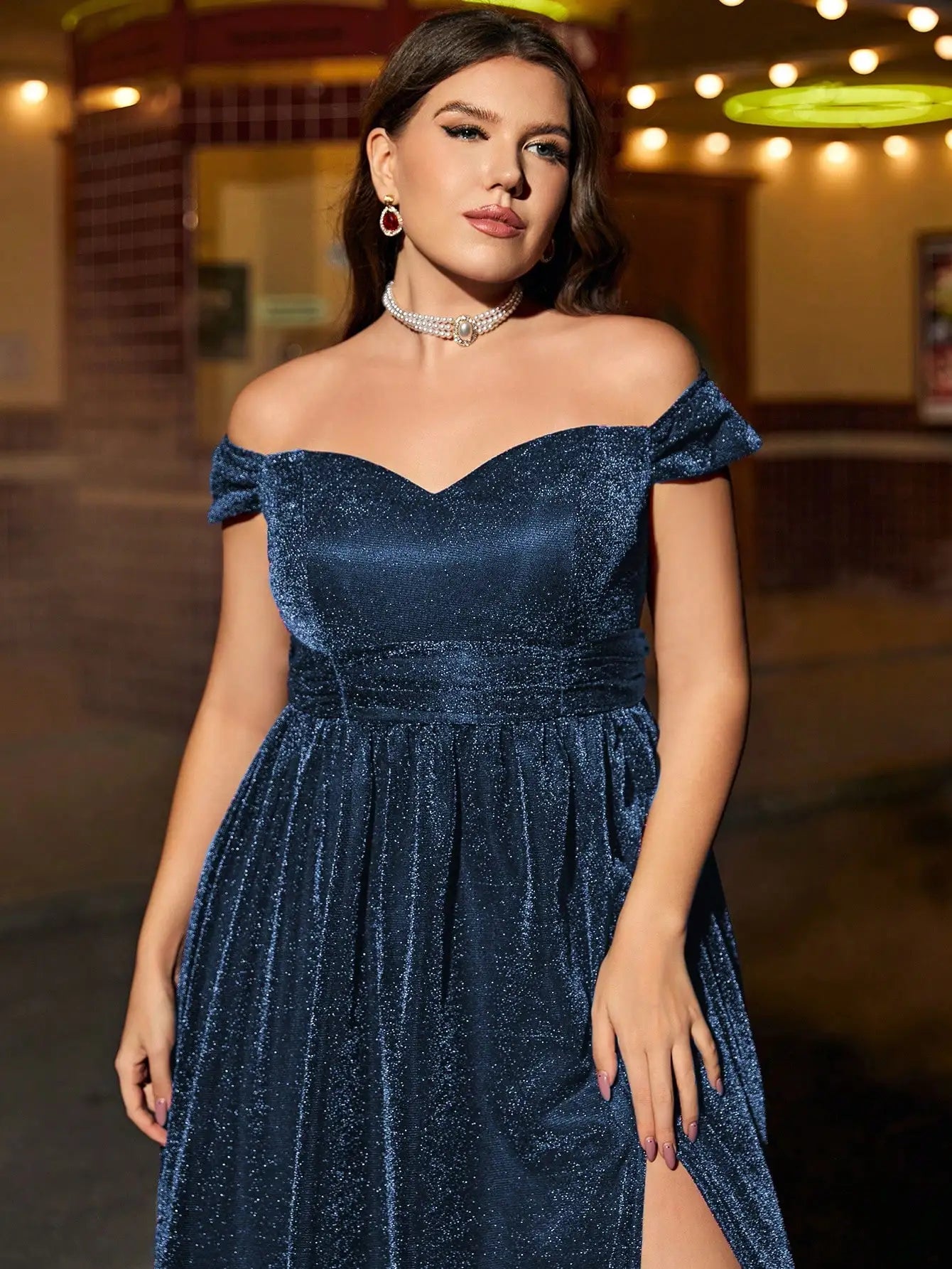 Magic plus-size short-sleeve A-line neck high-slit elegant woven evening gown, ball dress, party dress, bridesmaid dress.