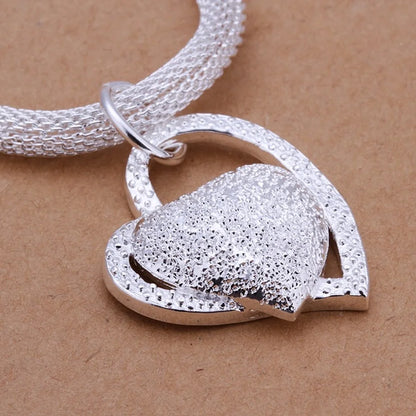 Luxe Lustre: Gorgeous C Necklace