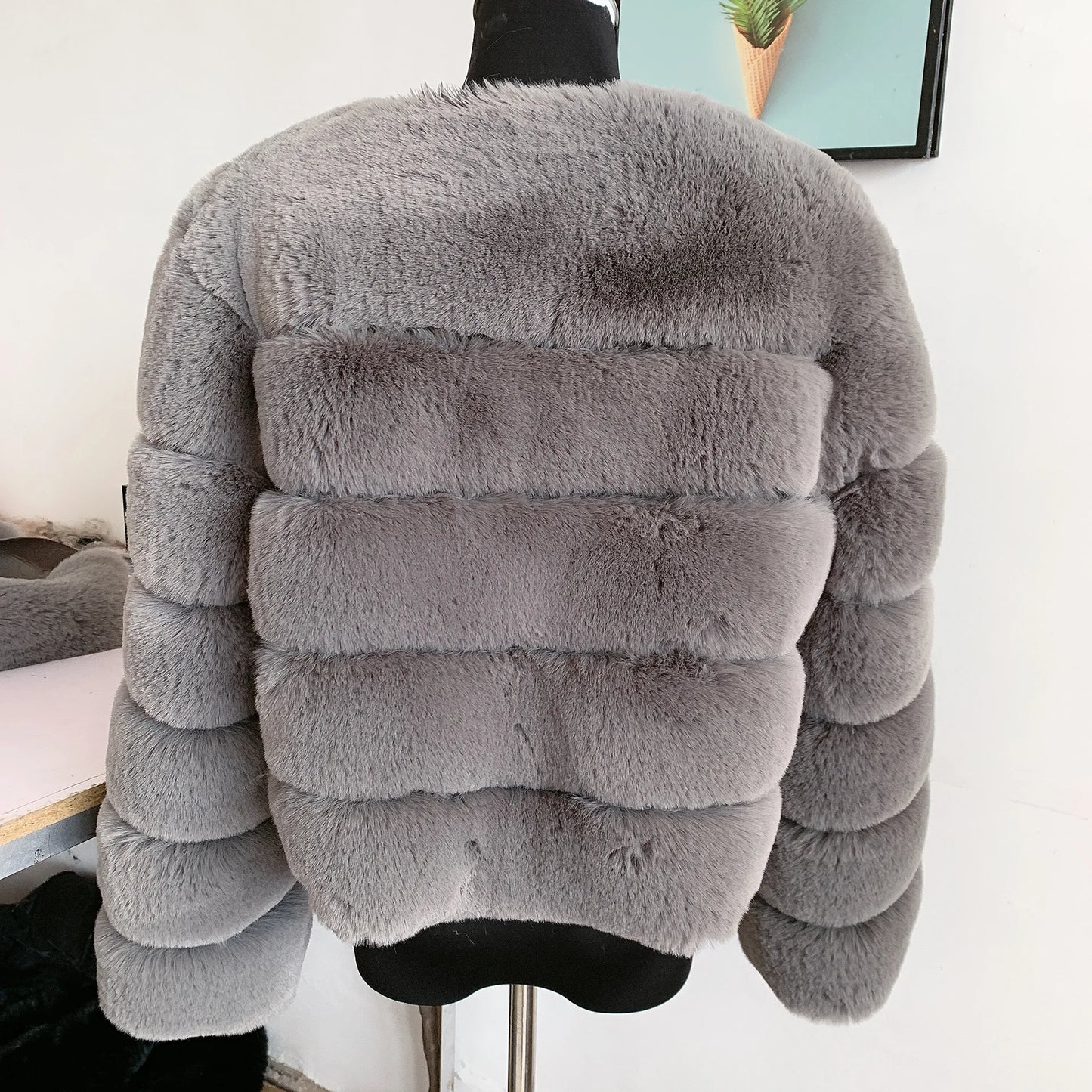 Winter Glam: High Quality Fur Jacket